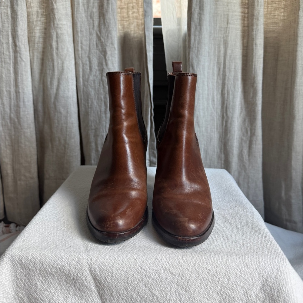 Frye heeled Chelsea boots